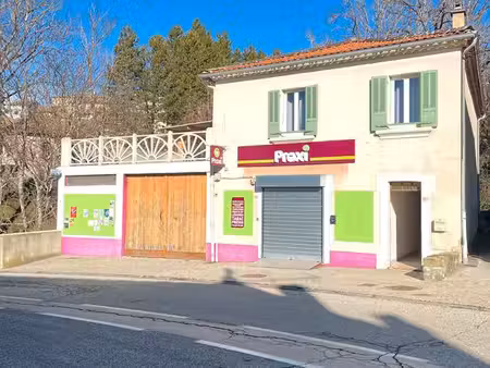 maison avec possibilité de commerce