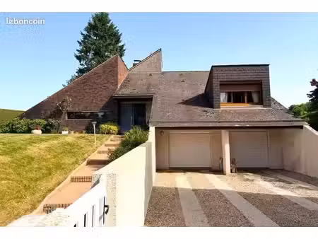 maison 5 pièces 145 m²