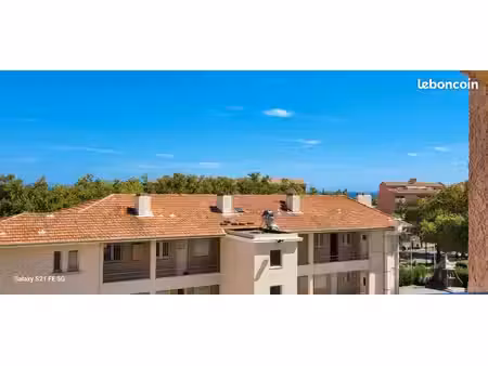 studio   belle terrasse vue mer