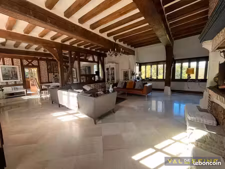 maison 6 pièces 288 m²