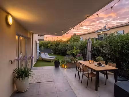 t4 83m² rez-de-jardin 138m² - allauch les gonagues(box + 2 parkings)
