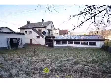 immeuble 10 pièces 260 m²