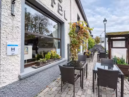 hôtel-restaurant en activité  proche de bouillon
