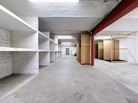 rue locquenghien - dépot/stockage avec jardin