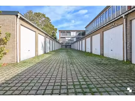 parking/boxe de garage