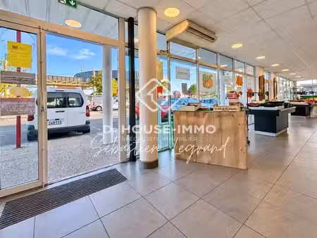vente locaux professionnels 2 pièces 113.45 m² à parempuyre (33290)  56 000 €