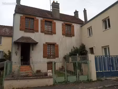 maison de ville 5 pièces avec jardin et dépendance