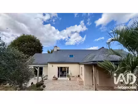 maison 7 pièces 205 m²