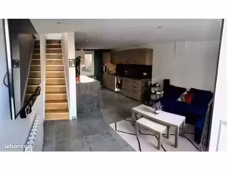 maison 72 m² - 2 chambres avec terrasse  jardin 110 m² et dépendance 25 m²