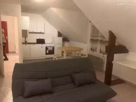 beau studio meublé 27m² dans le centre-ville