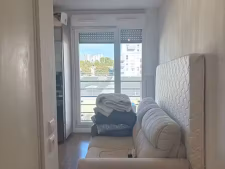 studio 1 pièce 22 m² – balcon – 3ᵉ étage – résidence sécurisée