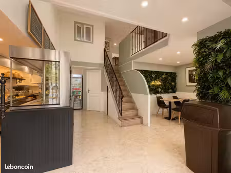 inconnu 75 m² courbevoie