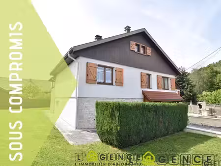 pavillon 8 pièces 143 m²