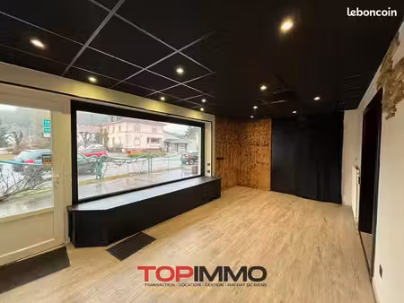 boutique 68 m² saint-léonard