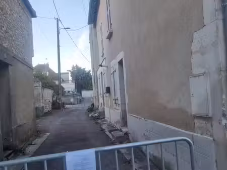 vend maison (bradée)