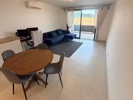 grand 2 pièces f2 avec terrasse et parking à sainte-maxime