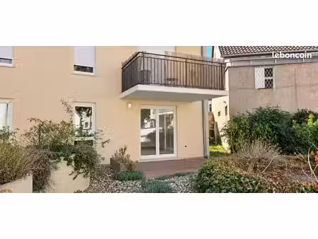 sélestat – 4 pièces en rez-de-jardin avec terrasses et petit espace vert