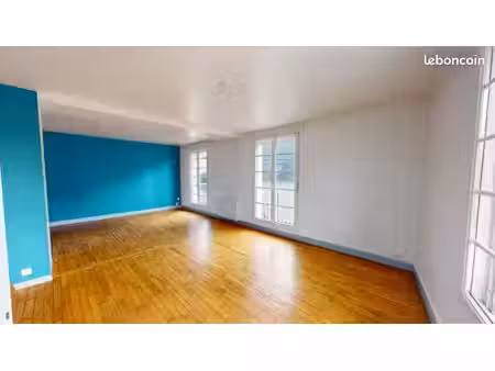 appartement f5 (4chambres) de 100 m2 : 2 wc  une salles d’eau et une salle de bains