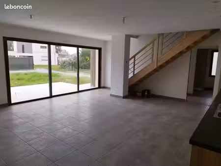 lumineuse maison d’architecte de 2023  125 m2 orientée sud ouest