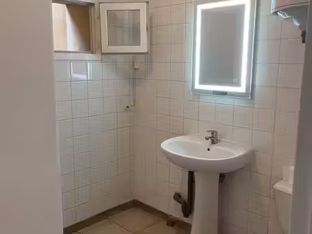 location t2 rdc