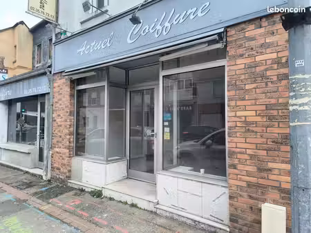 local commercial 35 m² le houlme