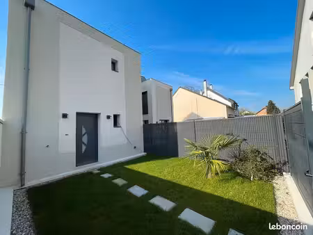 maison 4 pièces 84 m²