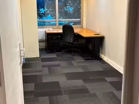 local 14m² à louer – bois guillaume – direct propriétaire - disponible
