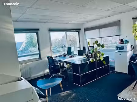 local 23m² à louer – bois guillaume – direct propriétaire - disponible