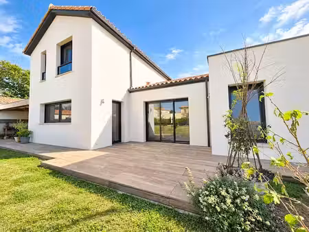 vente maison 5 pièces 149.65 m² à la chevrolière (44118)  449 350 €