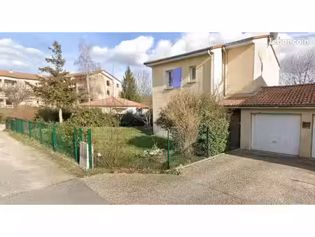 villa 5 pièces 98 m²