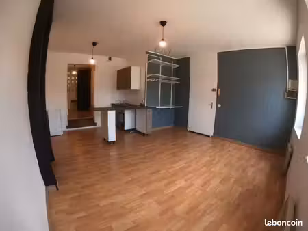studio 1 pièce 34 m²