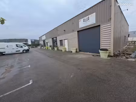 batiment artisanal 400m2 belle visibilité