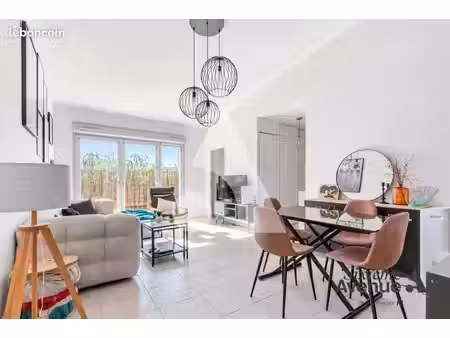 appartement 3 pièces 70 m²