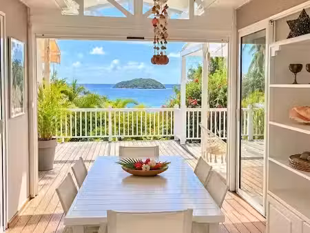 vente maison 4 pièces 260 m² à sainte marie (97230)  475 000 €