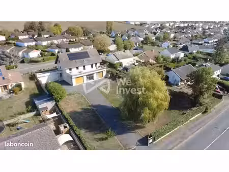 maison 7 pièces 226 m²