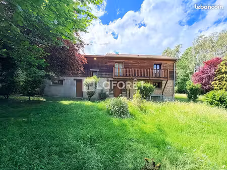 chalet 4 pièces 95 m²