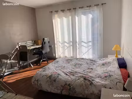 studio 1 pièce 24 m²