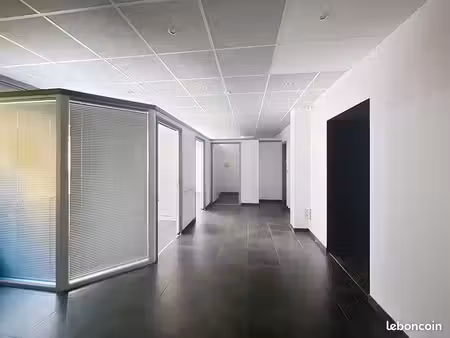 local commercial / local d’activité – 200 m² – saint-pierre-du-perray (91)