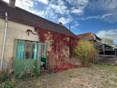 prusy maison de village 100m2 habitables et dependances sur terrain 1 hectare