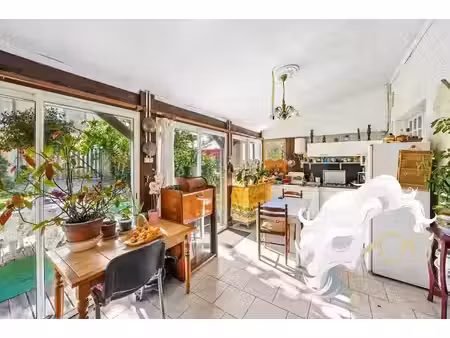 vente viager 8 pièces 178 m² à montlieu-la-garde (17210)  53 200 €