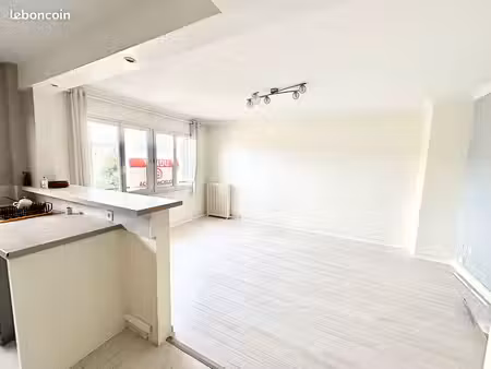 appartement 3 pièces 56 m²