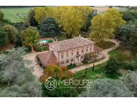 château à vendre à ambres