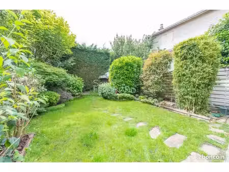 propriété 6 pièces 190 m²