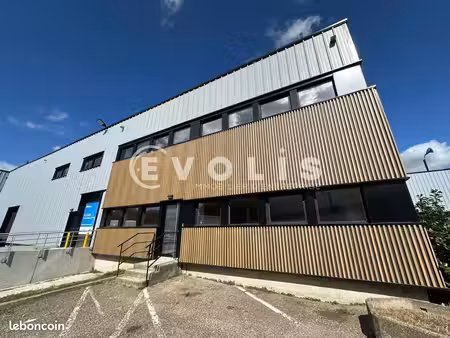 local d'activité 1 807 m²