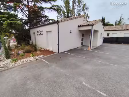 bureaux 15 m² marseillette