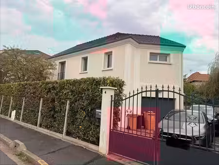 maison de 2017  115 m²  3 chambres dont 1 suite parentale  jardin et garage — dpe a