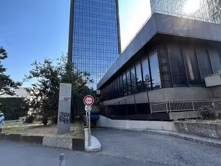 place de parking 13 m² au 1er sous-sol  bagnolet  métro gallieni – vente directe