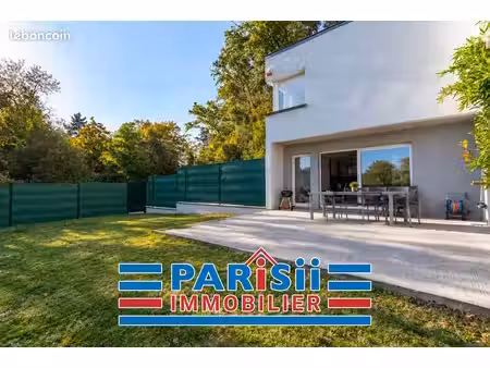 maison 4 pièces 85 m²