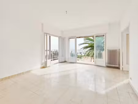 nice / cimiez - t3 vide avec balcons et parking - 1800€/mois cc