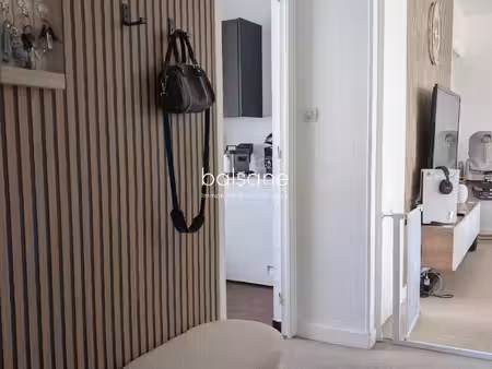 appartement t3 - stationnement - proche hôtel de ville